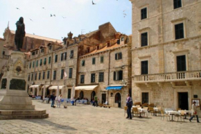  Apartment Dubrovnik 4735a  Дубровник